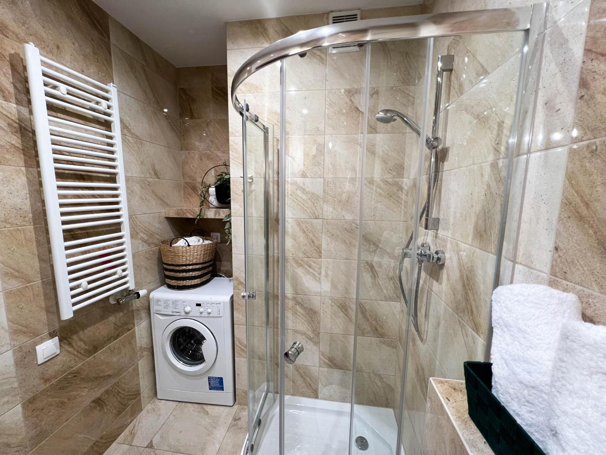 3D Szlak 77 Apartament كراكوفيا المظهر الخارجي الصورة