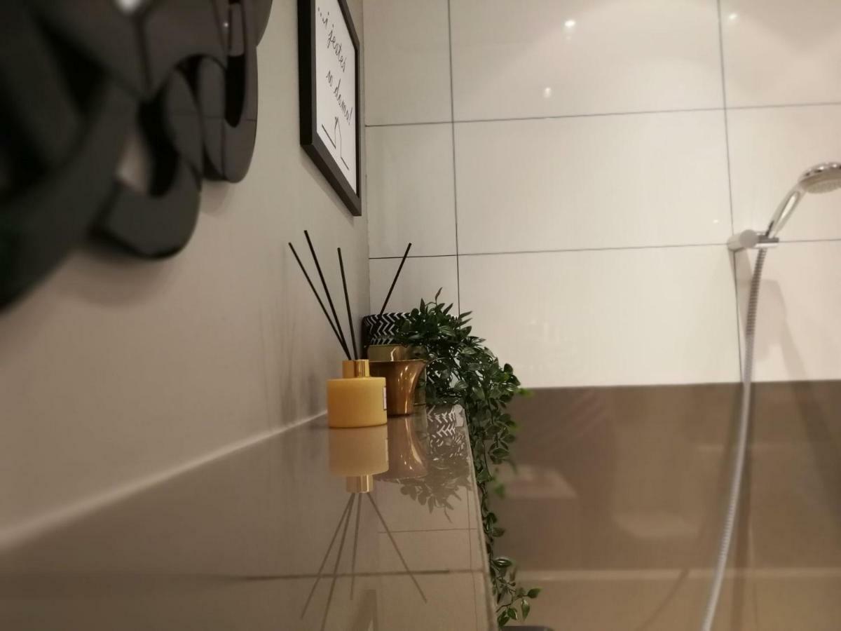 3D Szlak 77 Apartament كراكوفيا المظهر الخارجي الصورة